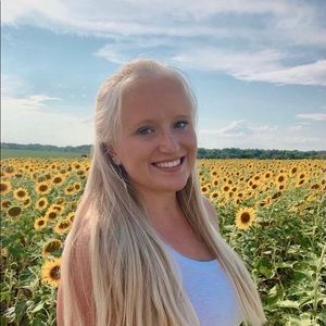 Meet your Posher, Savannah